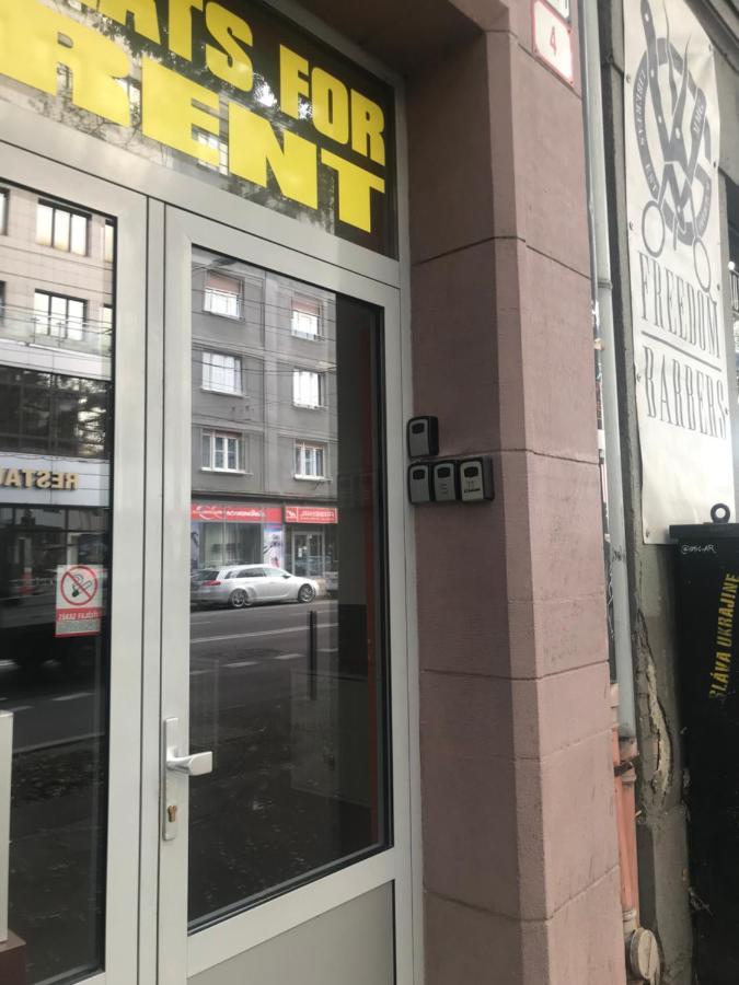 1 St May Plaza De Luxe Bratislava Exterior photo
